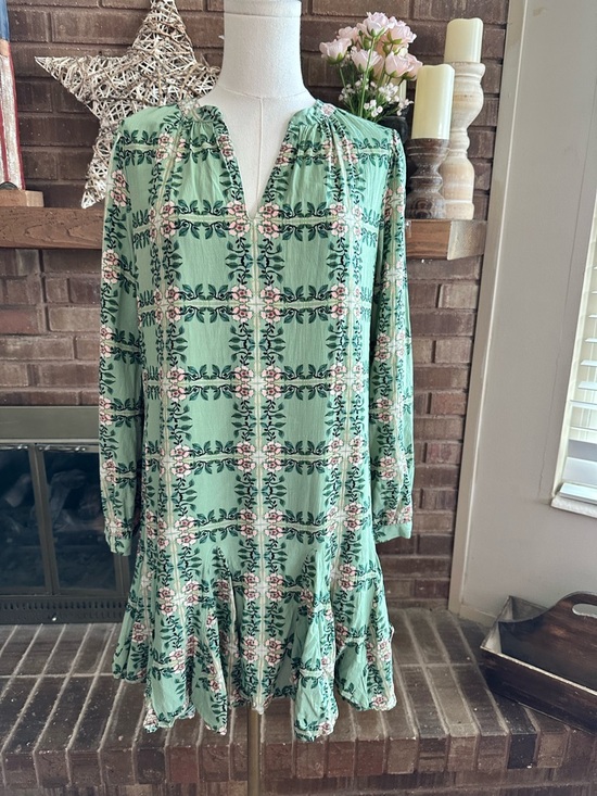 LOFT Dresses & Skirts - LOFT Sage Green Floral Long Sleeve Flounce Hem Shift Dress S Cottagecore Boho
